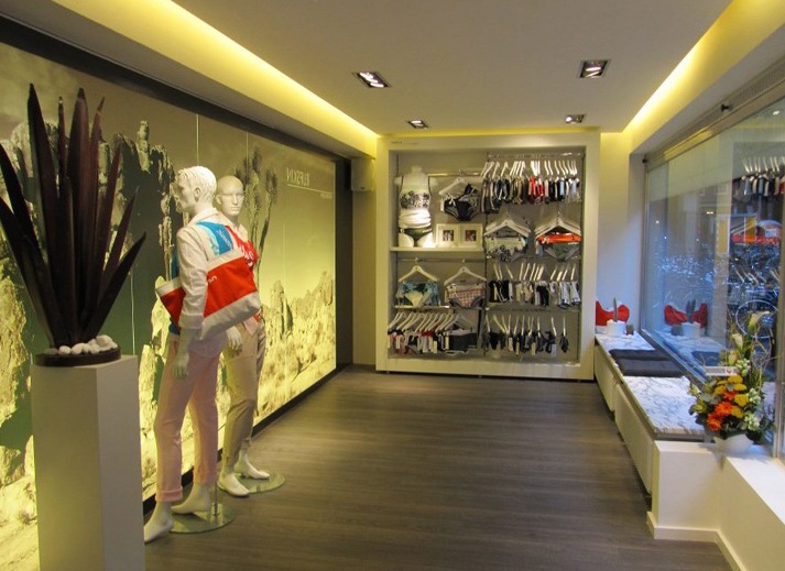kledingrek winkel